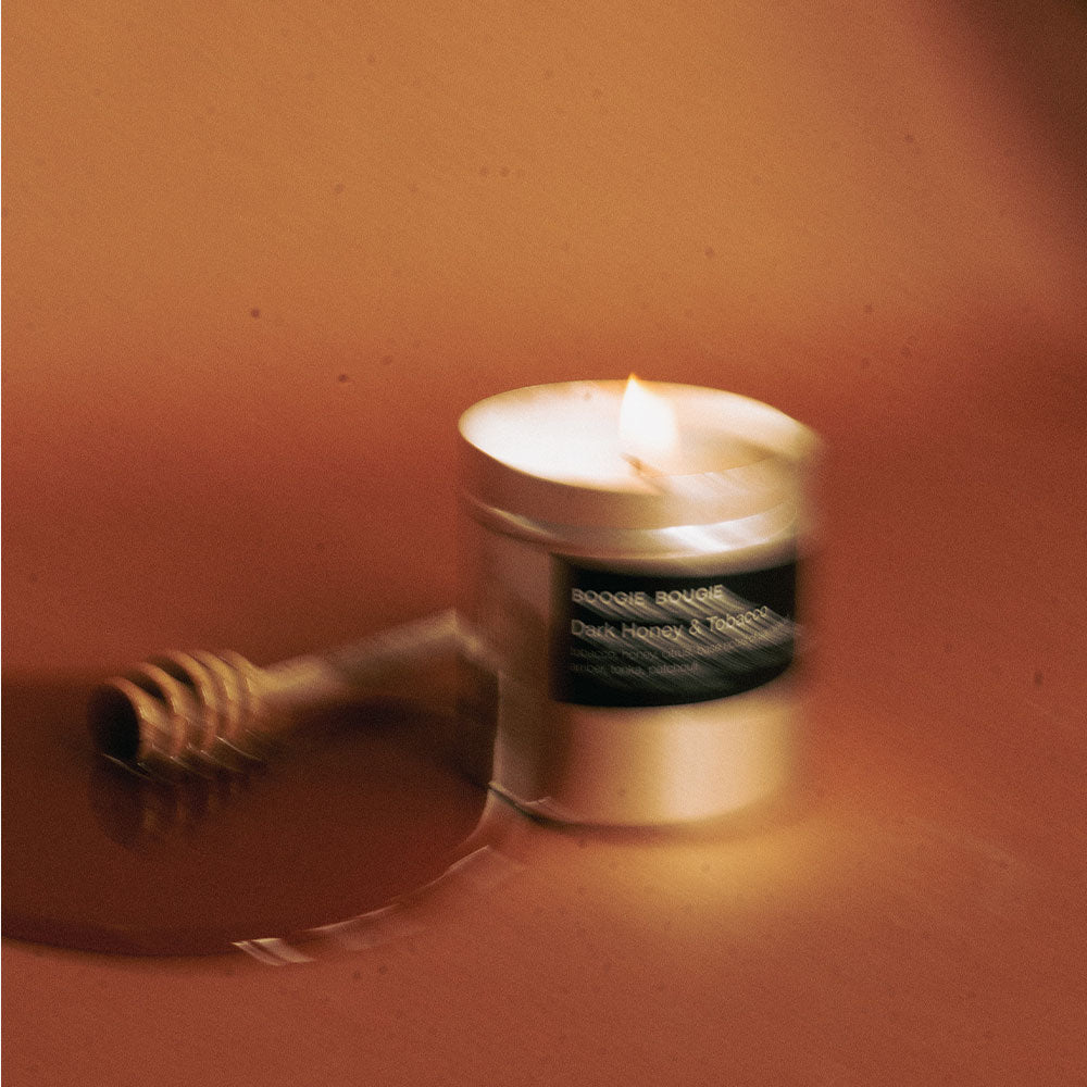 Boogie-Bougie-candle-dark-honey-tobacco-03