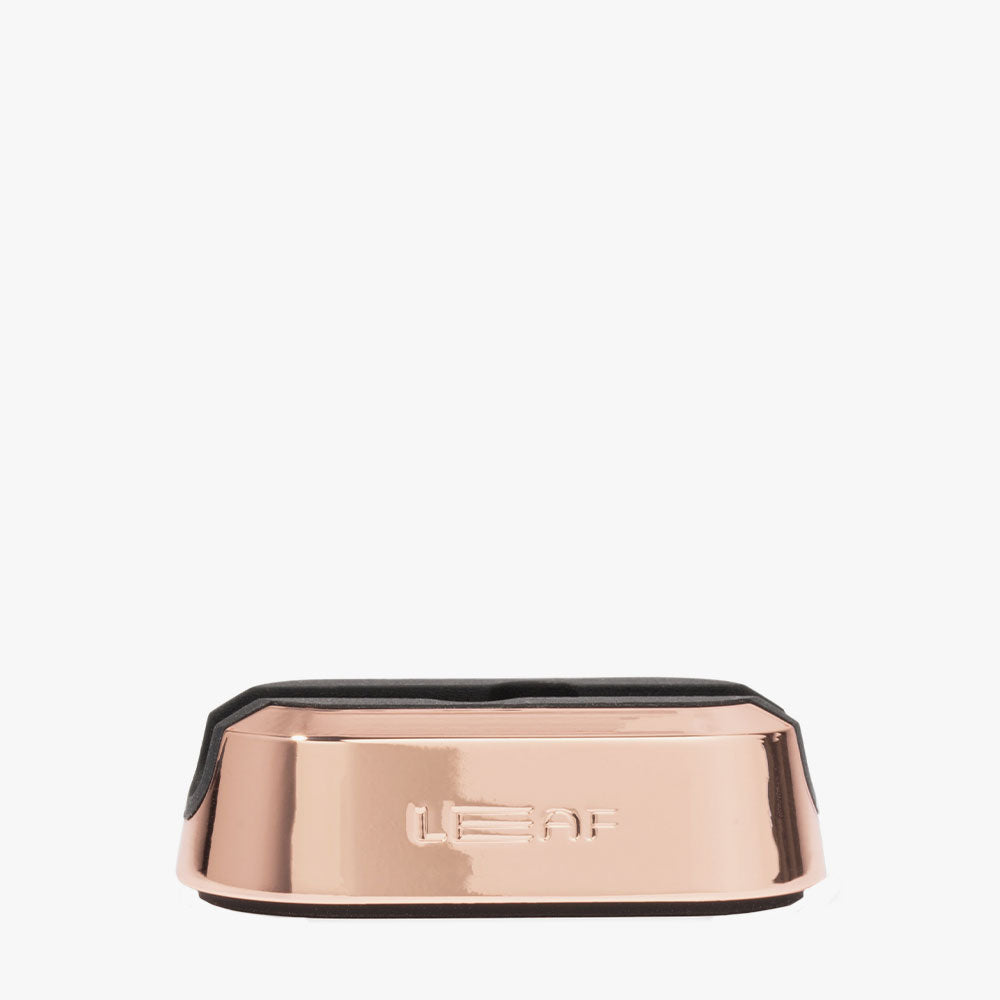 Leaf-Shave-Dermaplaner-Stand-Rose-Gold-01