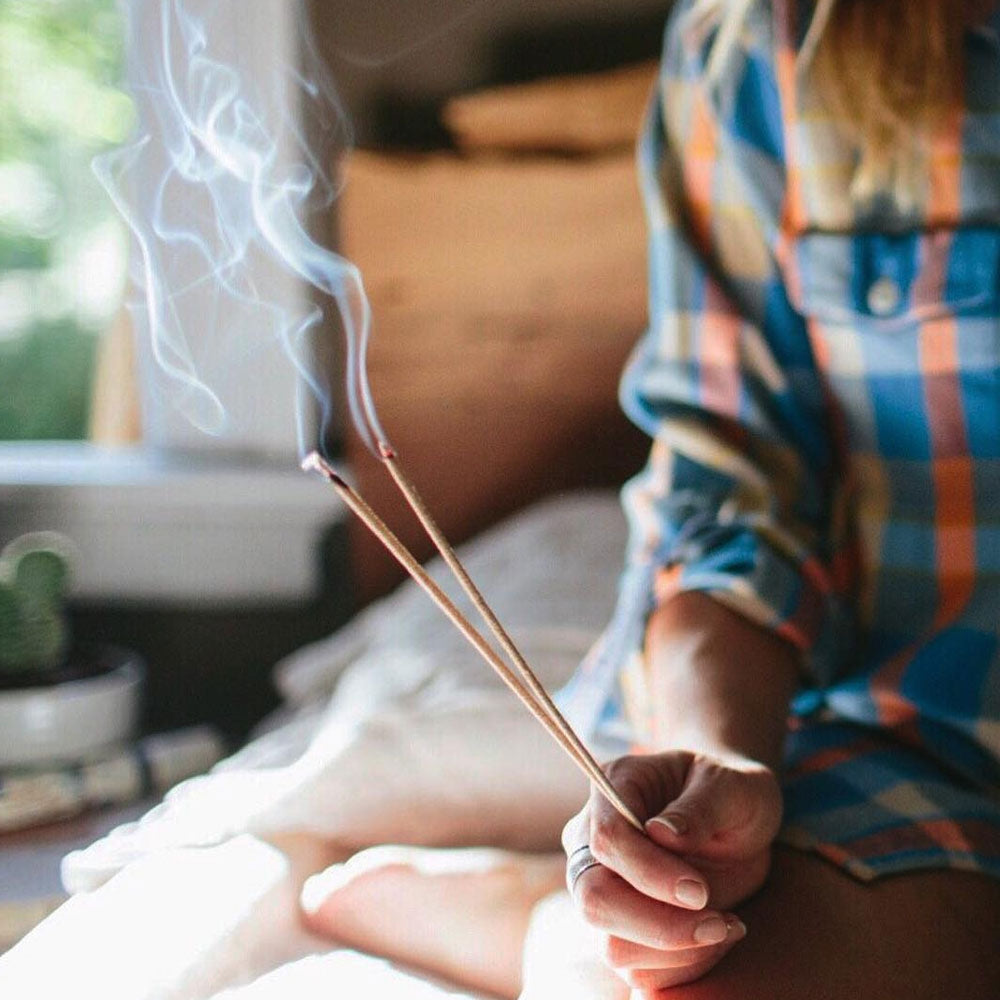 incense-sweetgrass-mood