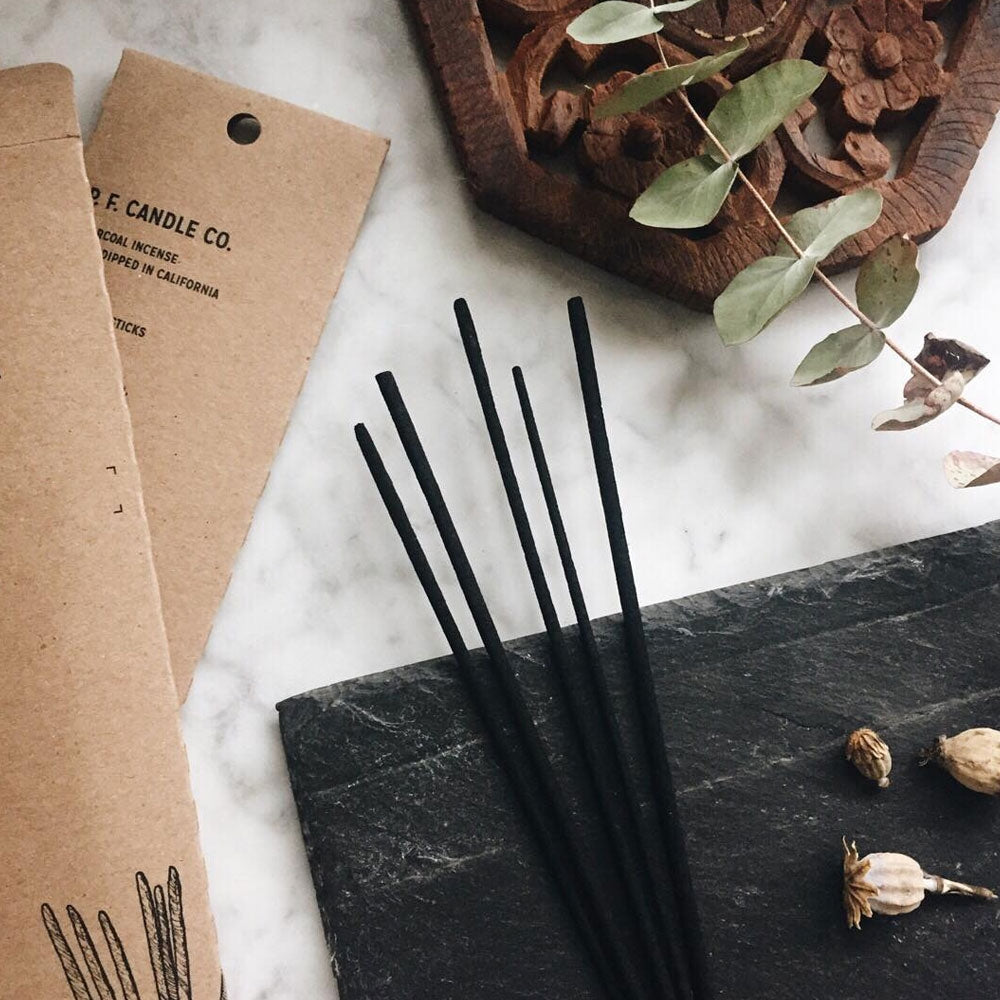 pfcandle-black-fig-incense-02